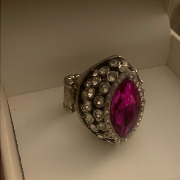 Size 7 ring - Picture 3 of 3